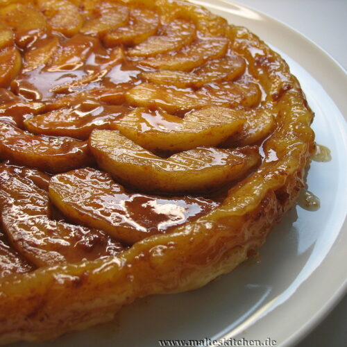 Tarte Tatin nach dem Backen und Stürzen