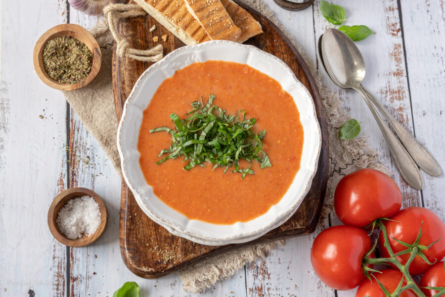 Rezept für eine Tomatensuppe aus frischen Tomaten