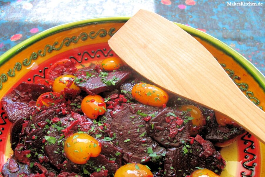 Rezept für einen rote Bete Salat mit Tomaten