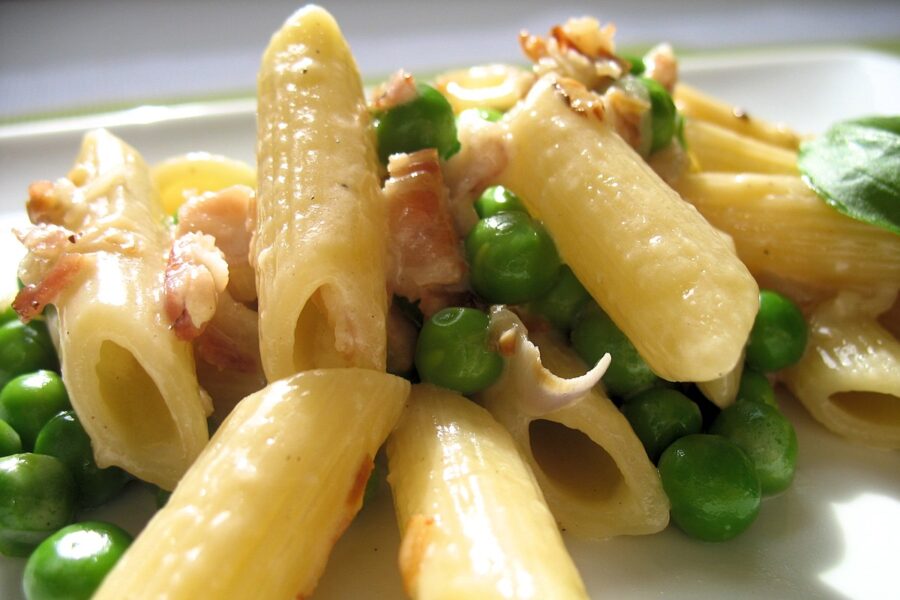 Rezept für Penne mit Erbsen und Mascarpone