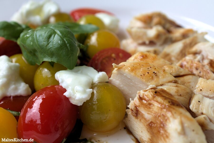 Tomatensalat mit Hähnchen