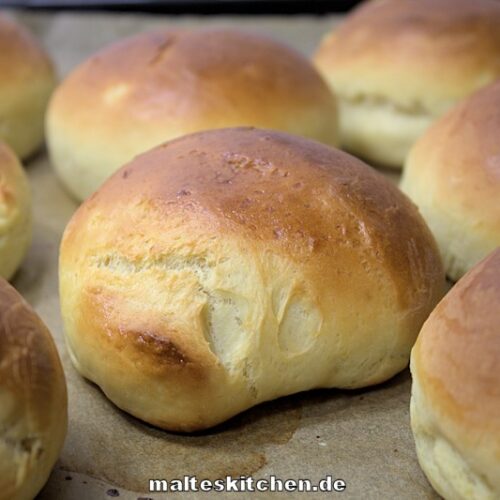 Selbstgemachte Burgerbrötchen