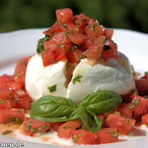 Ein sehr erfrischender Mozzarella mit Melonen-Salsa