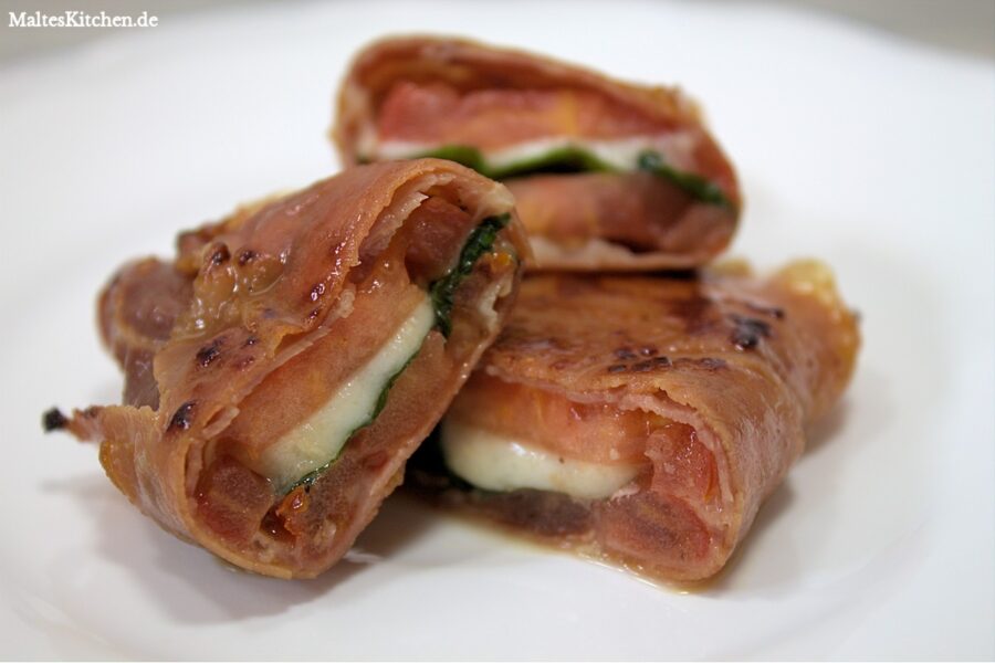 Sehr leckere Schinkentaschen mit Mozzarella gefüllt