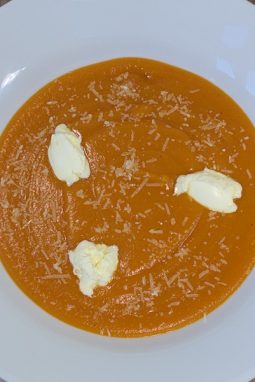 Kürbissuppe mit Mascarpone
