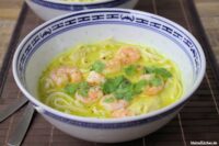 Rezept asiatische Nudelsuppe mit Garnelen