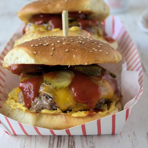 Rezept für klassische Burger Buns mit Trockenhefe
