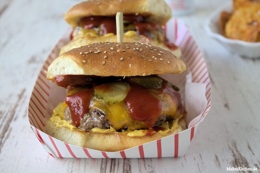 Rezept für klassische Burger Buns mit Trockenhefe