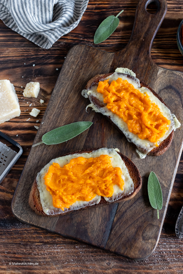 Ein superleckeres Sandwich mit Butternuss-Kürbis, Salbei,Parmesan und Ricotta