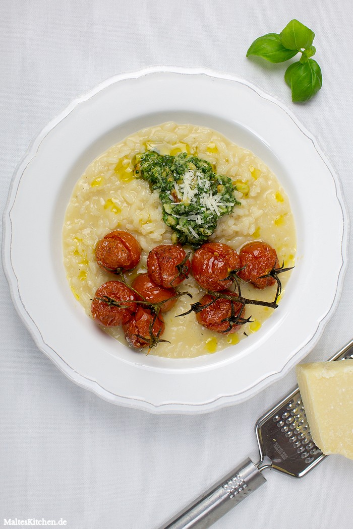 Sehr leckeres Risotto mit geschmorten Tomaten & Pesto