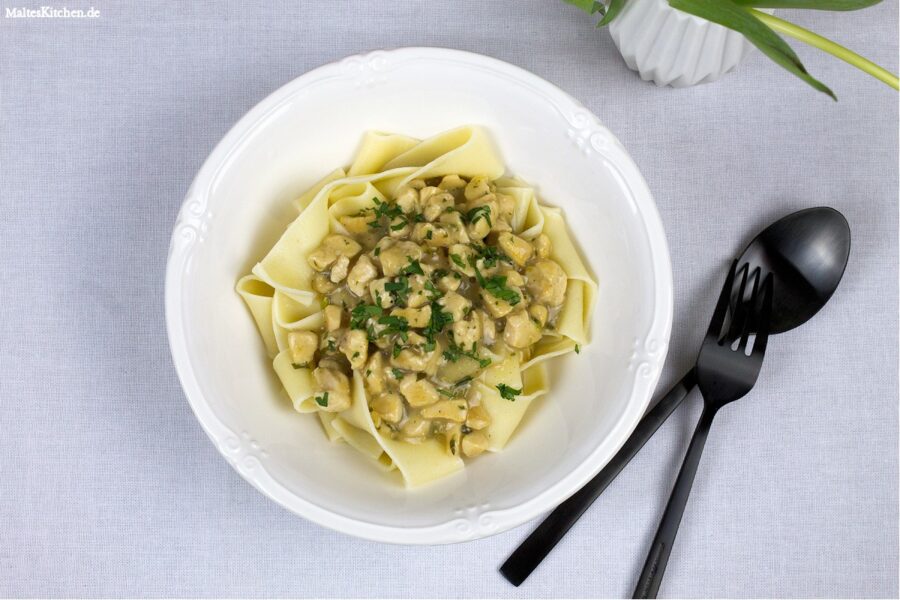 Rezept für ein Hähnchenragout mit Papardelle