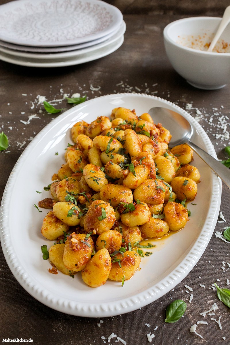 Gnocchi mit Pesto Rosso