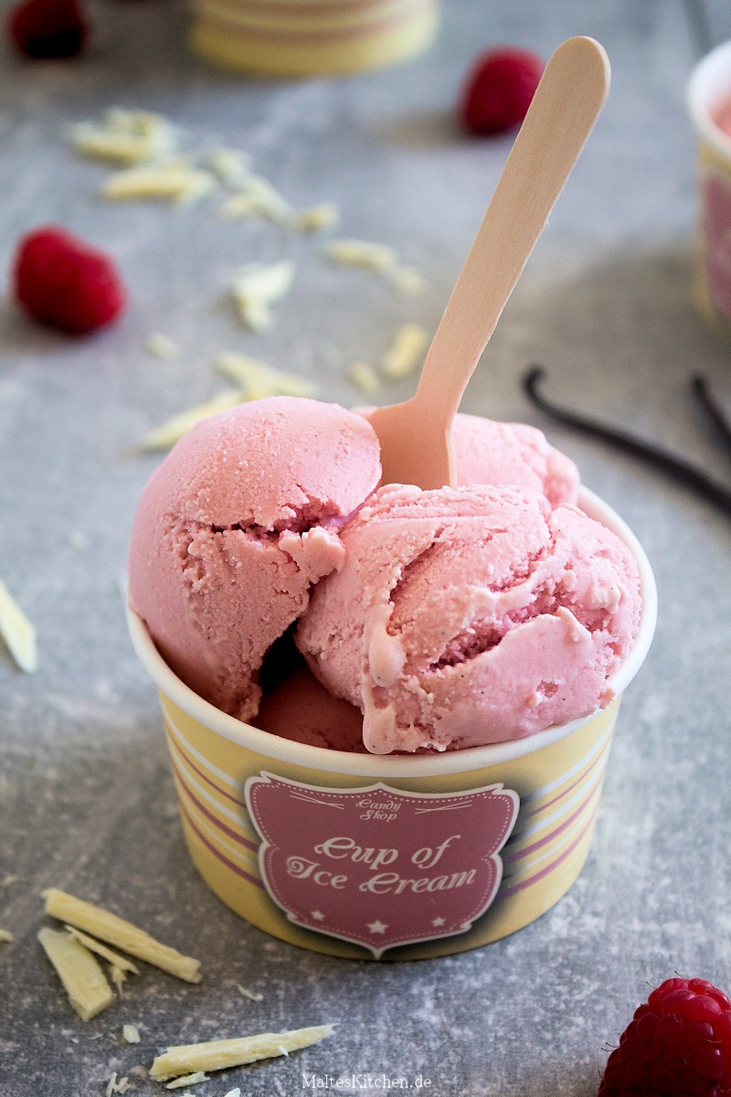 Frozen Joghurt mit Himbeeren & Honig