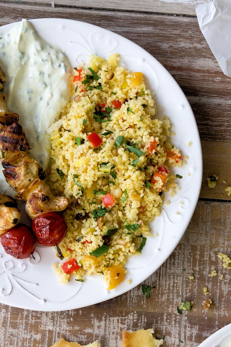 Bunter Couscous als tolle Beilage für Gegrilltes.