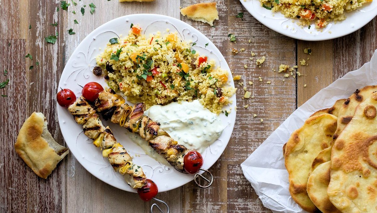 Rezept für Hähnchenspieße mit Couscous