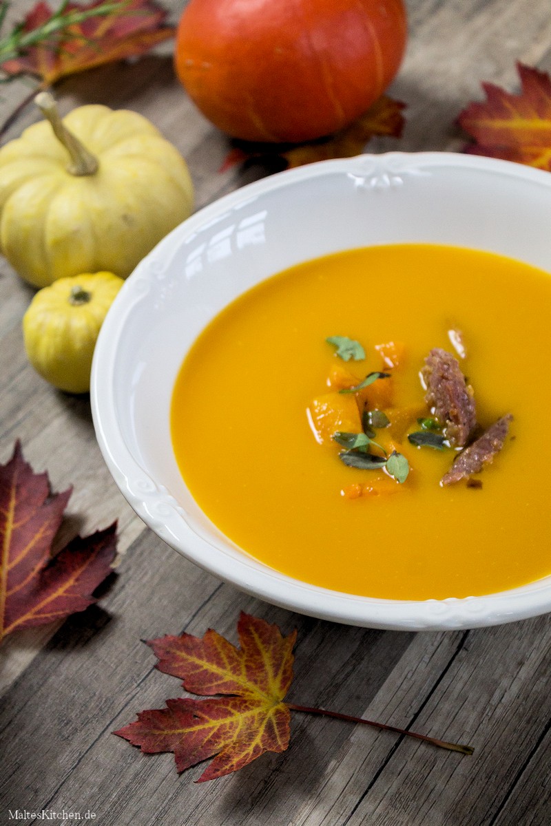Kürbissuppe mit Salsiccia