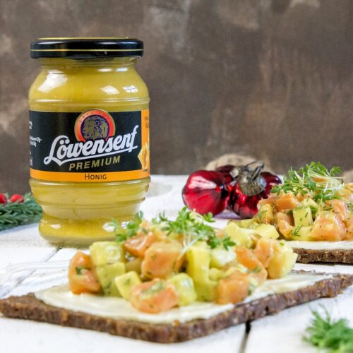 Rezept für ein weihnachtliches Tatar mit Lachs und Avocado