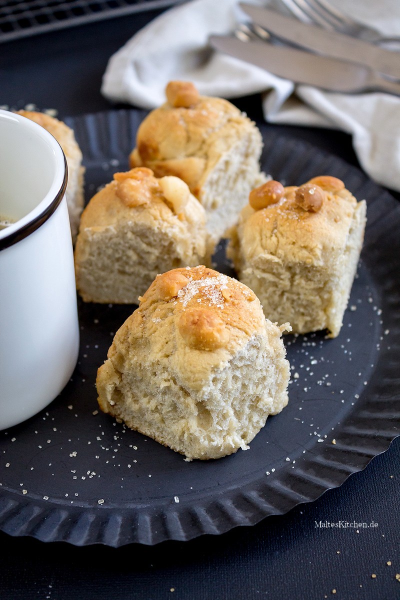 Fluffige Bananenbrötchen mit Hefe