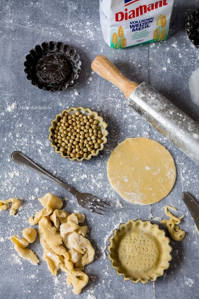Mürbeteig währen der Verarbeitung
