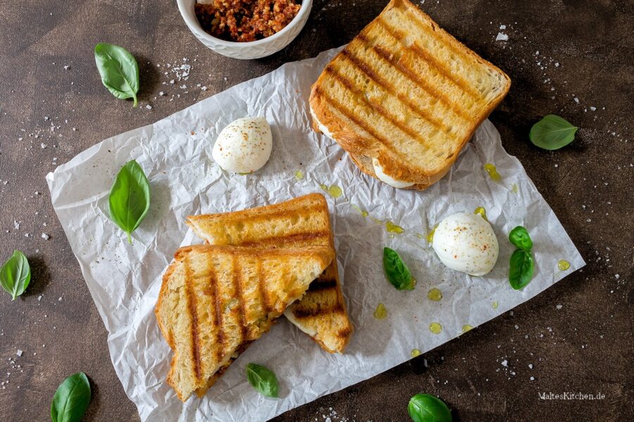 Sandwich mit Pesto & Mozzarella