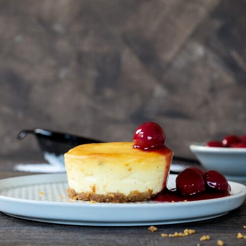 Rezept für Käsekuchen-Törtchen mit Sauerkirschen Kompott