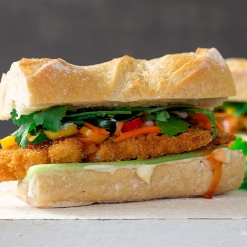 Banh Mi mit knusprigem Schnitzel