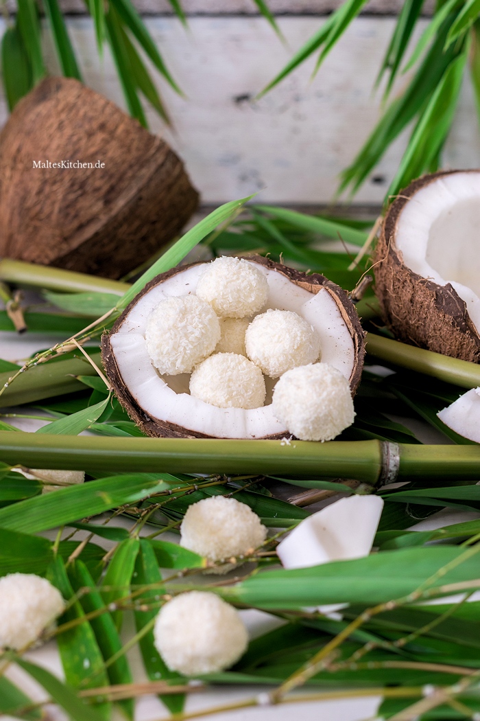 Leckeres Kokoseis mit Kokosflocken