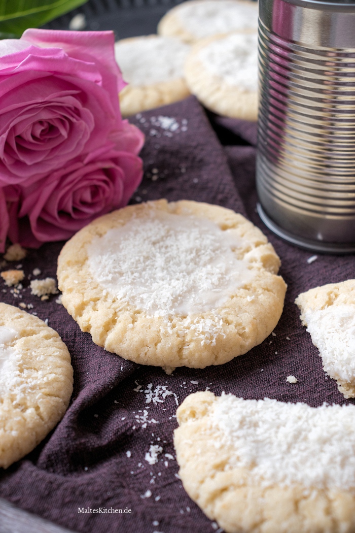 Kokos-Cookies mit Kokosflocken