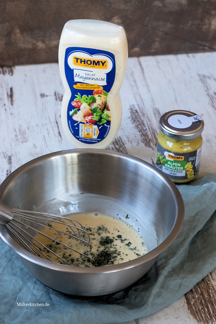 Dressing Kartoffel-Kürbis-Salat mit Thomy Salatmayonnaise