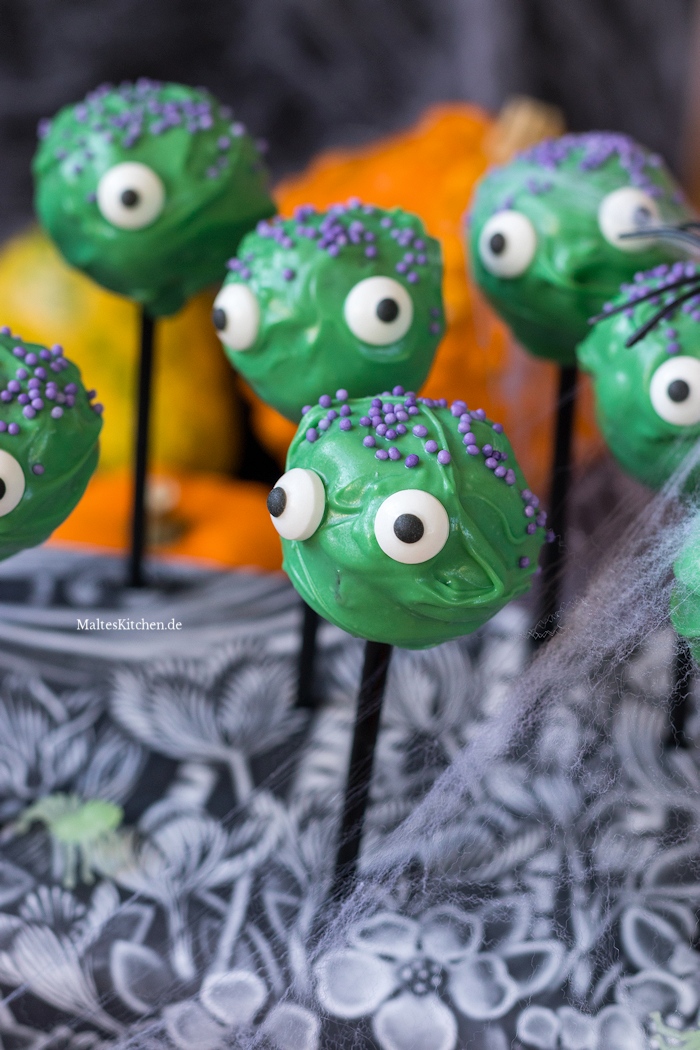 Monster Cake Pops