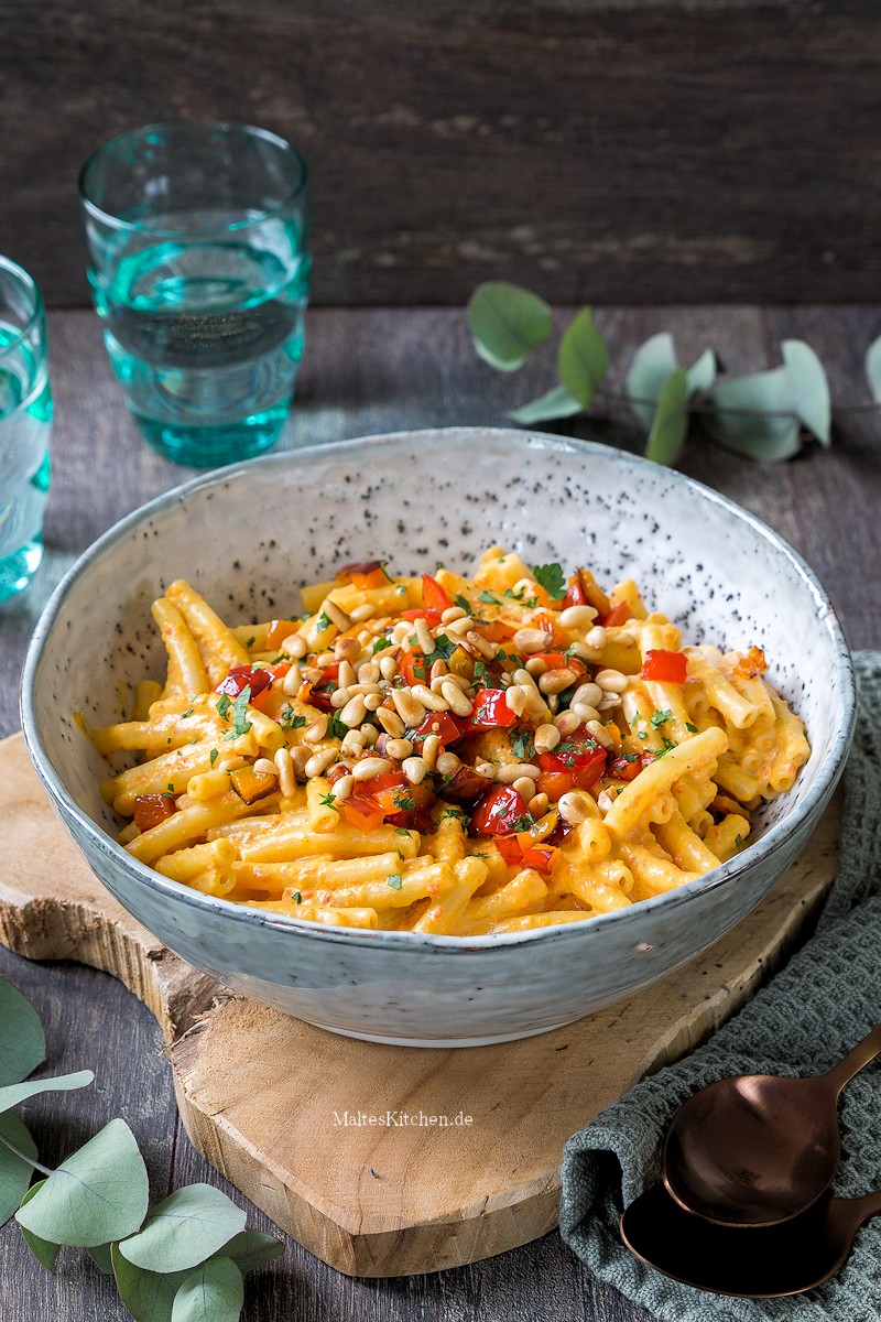 Penne mit Paprikasauce