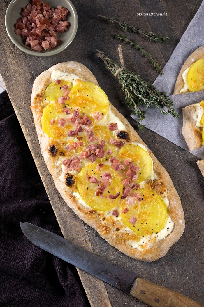 Fladen mit Kartoffeln und Speck