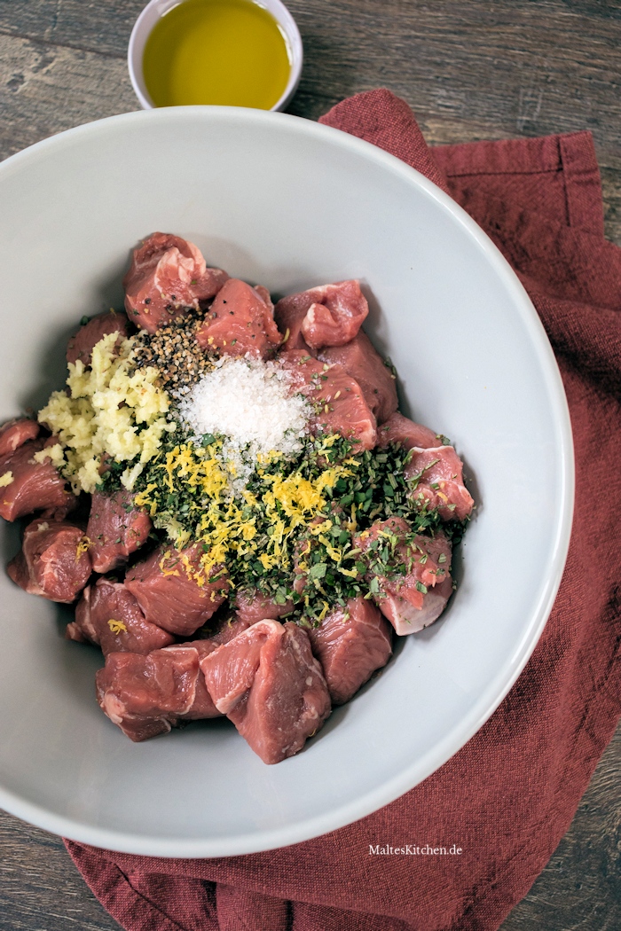 Kräutermarinade für Lammspieße