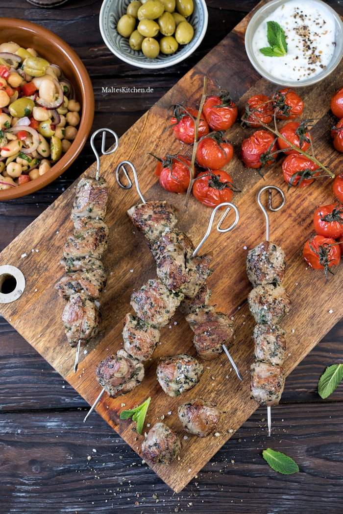 Lammspieße mit Kichererbsensalat