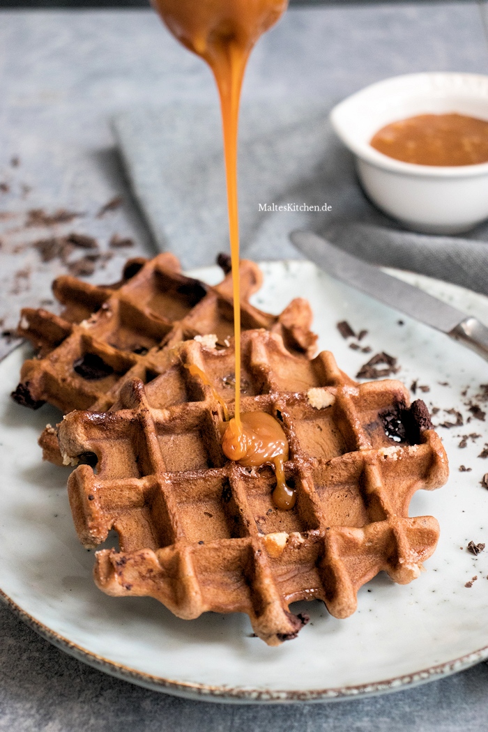 Knusprik schokoladige Brownie-Waffeln