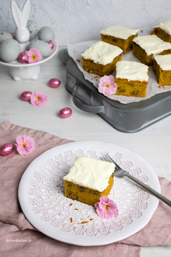 Möhrenkuchen mit Frosting