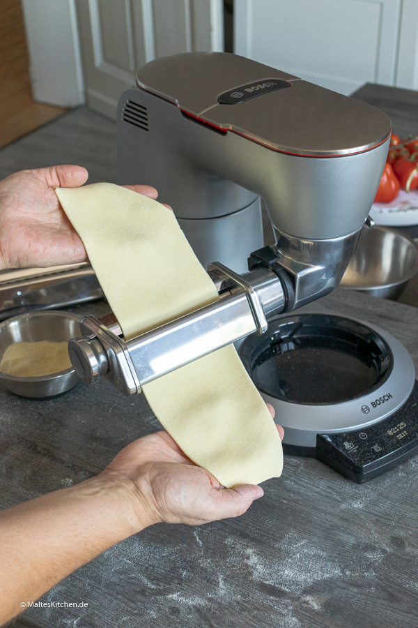 Pasta mit dem Pastaaufsatz der Bosch OptiMUM