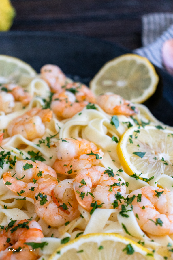 Saftige Garnelen mit Tagliatelle