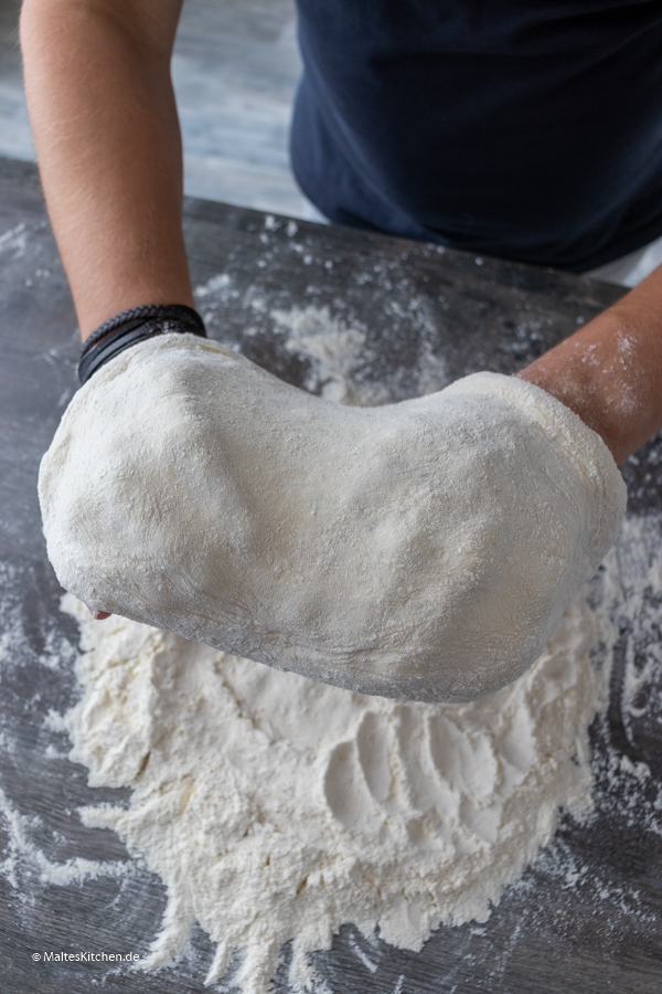 Guter Pizzateig ist elastisch
