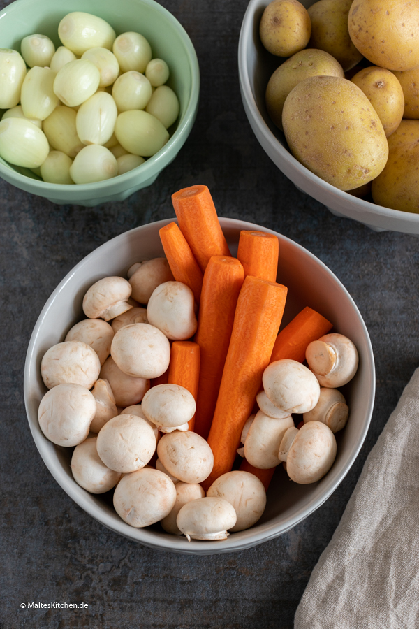 Gemüse für das Boeuf Bourguignon