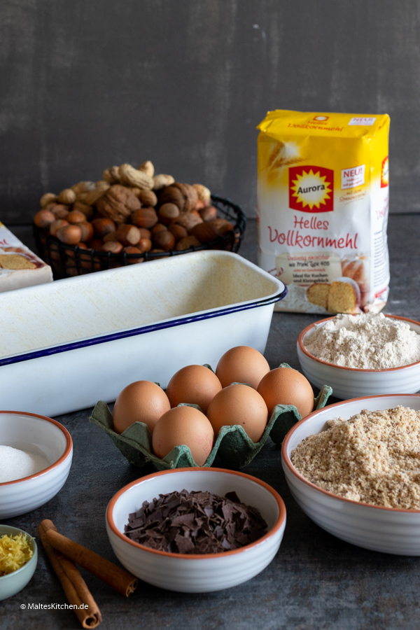 Zutaten für den Tiroler Nusskuchen