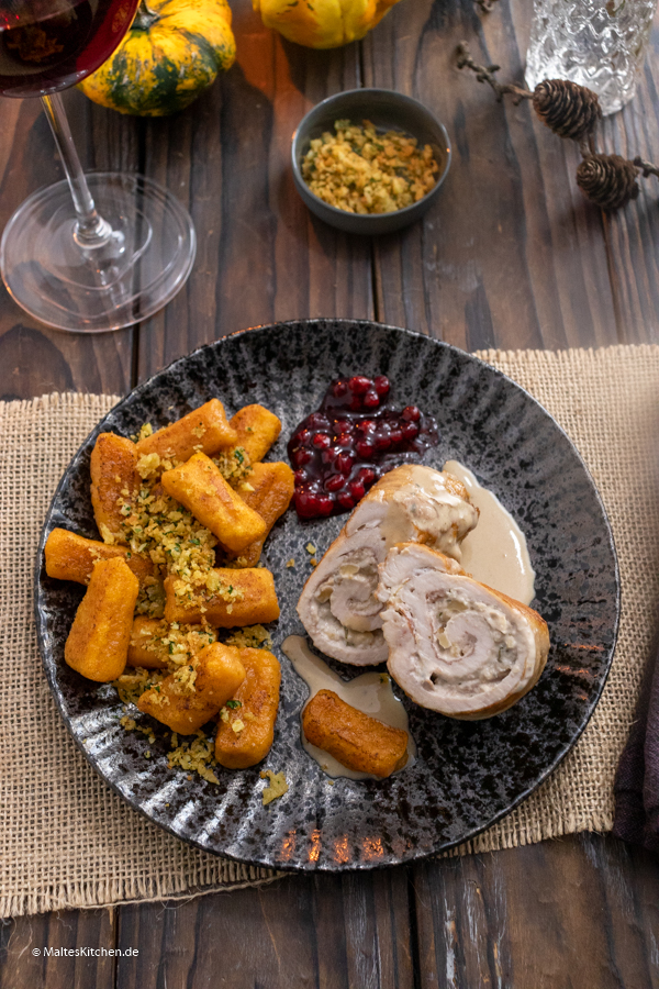 Gefüllte Putenrouladen mit Süßkartoffel-Gnocchi