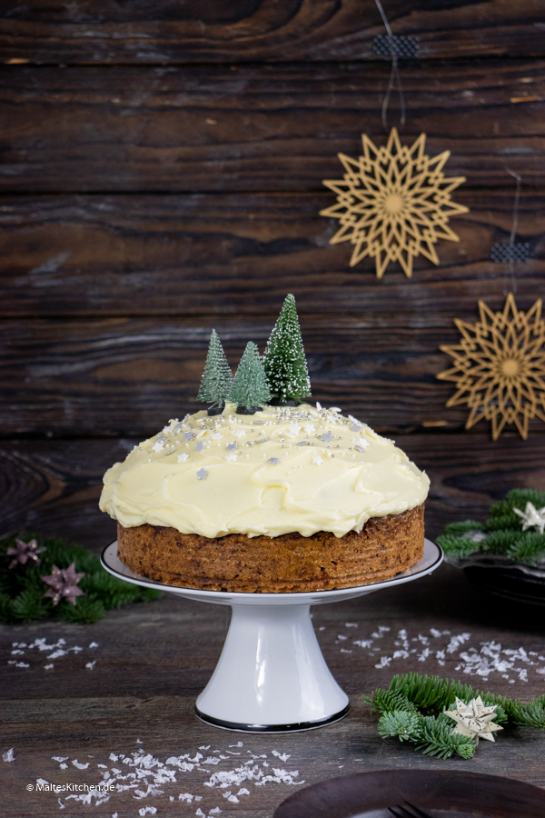 Saftiger Carrot Cake mit leckerem Frosting