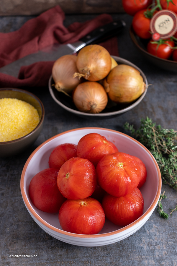 Gehäutete Tomaten