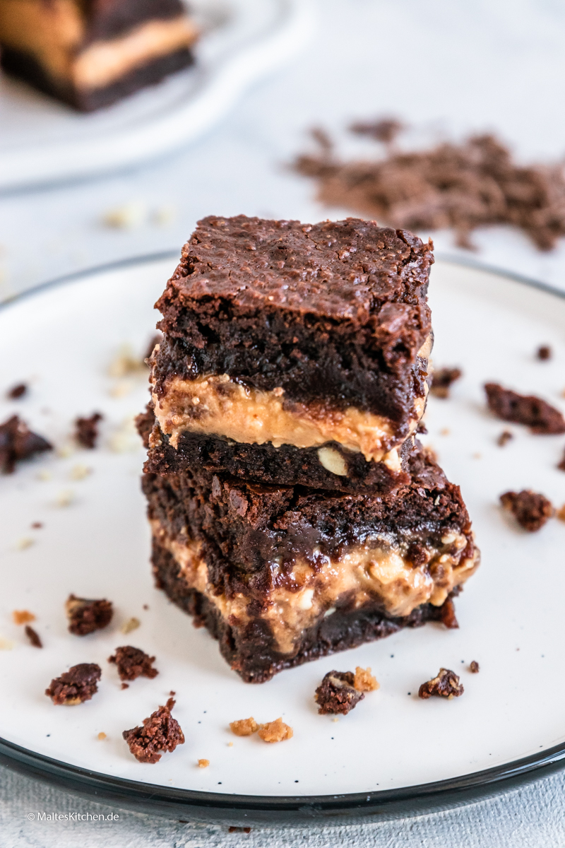 Schokoladen Brownies mit Erdnussbuttercreme