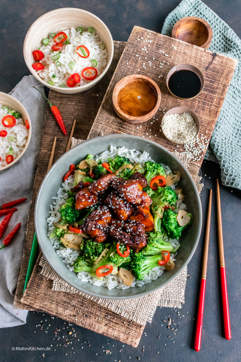 Teriyaki-Hähnchen mit Asia-Brokkoli