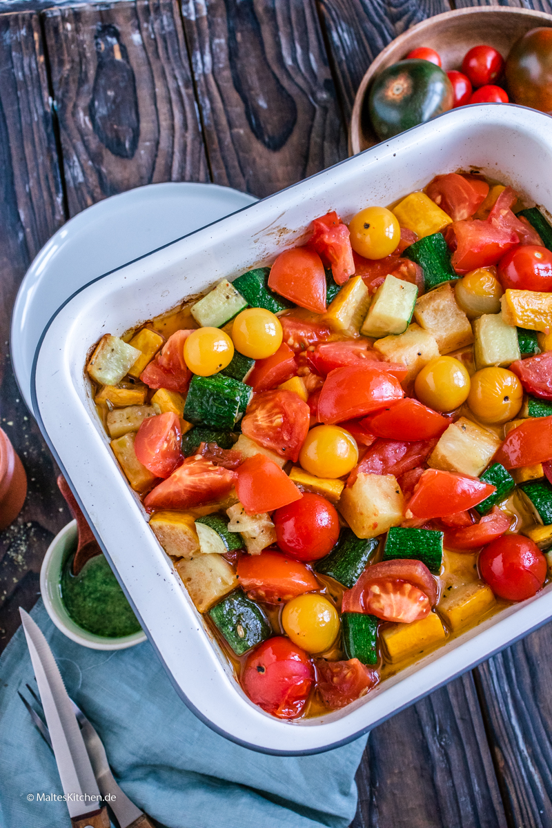 Gegrillter Tomaten-Auberginen-Salat