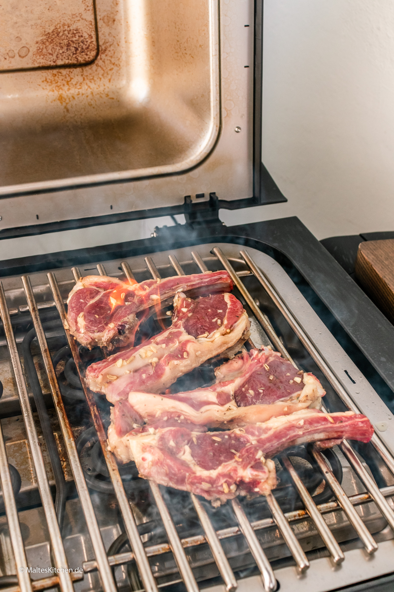 Lammkoteletts auf dem SEVO GTS Elektrogrill grillen
