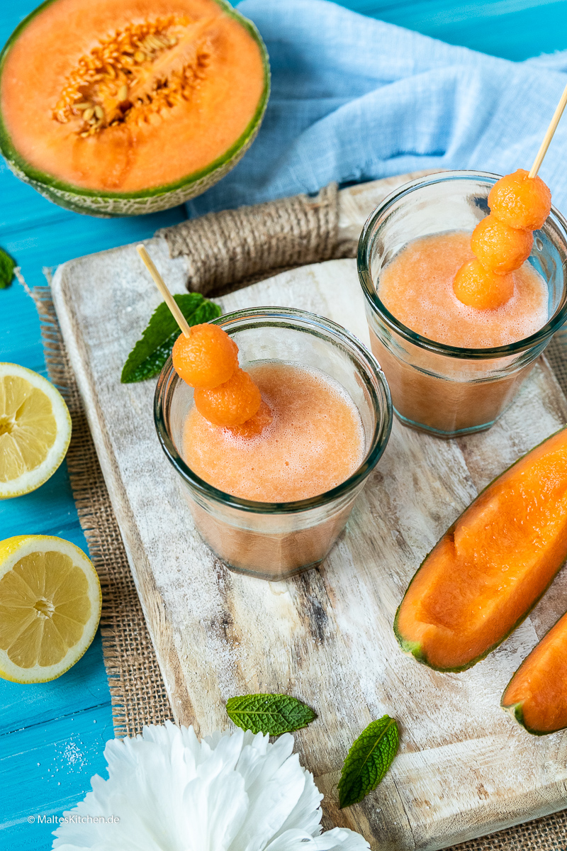 Erfrischend und lecker, der Melonen-Minztee-Shake