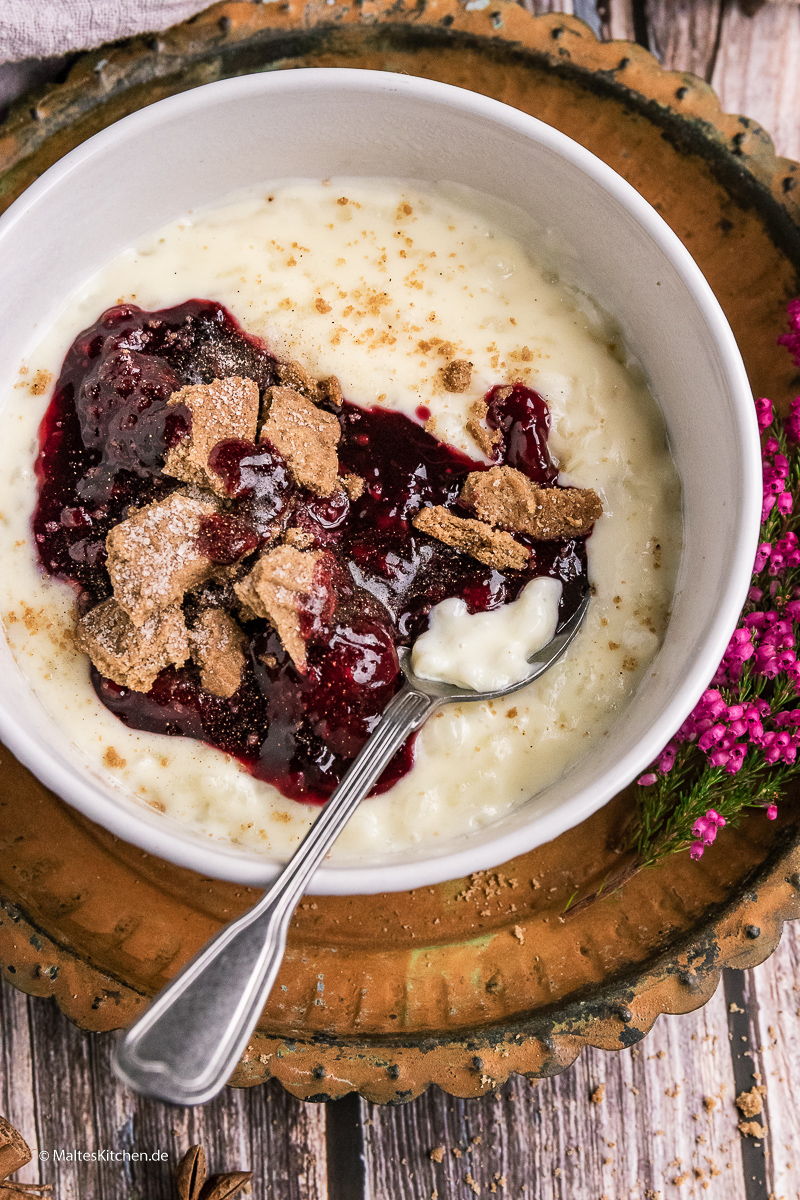 Spekulatius Brösel als Topping für meinen Milchreis.